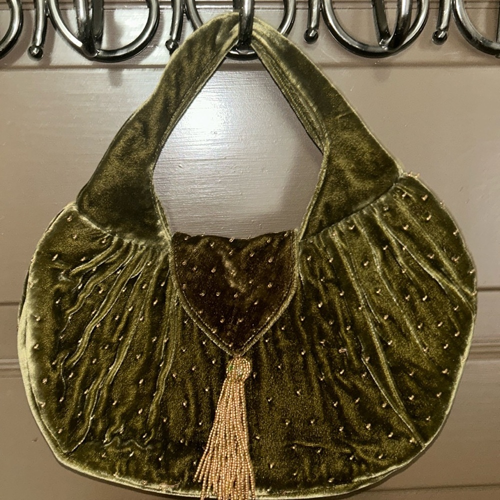 Velvet handbag 👜 by Shiraleah